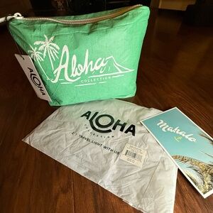 ALOHA Collection vintage print Mint Green Pouch bag Mid